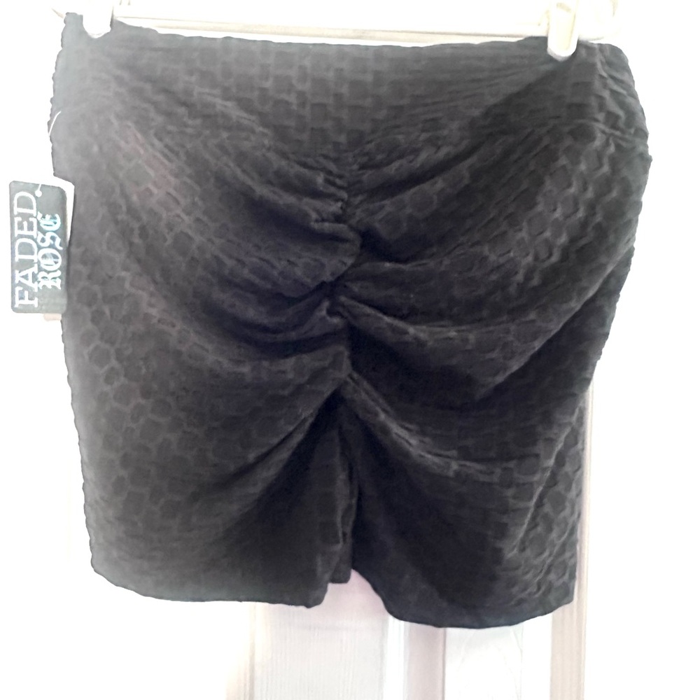 Black Textured Scrunch butt shorts